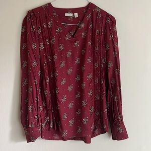 ⭐️ Hinge Lace Stripe V-Neck Blouse